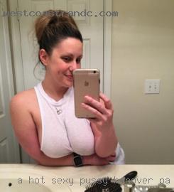 A hot sexy woman pussy in Hanover, PA or couple.